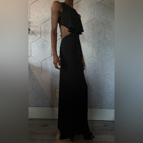 BCBG MAXAZRIA BLACK Sleeveless, open back GOWN. Size 2. UNWORN but tags not on. - Picture 2 of 5